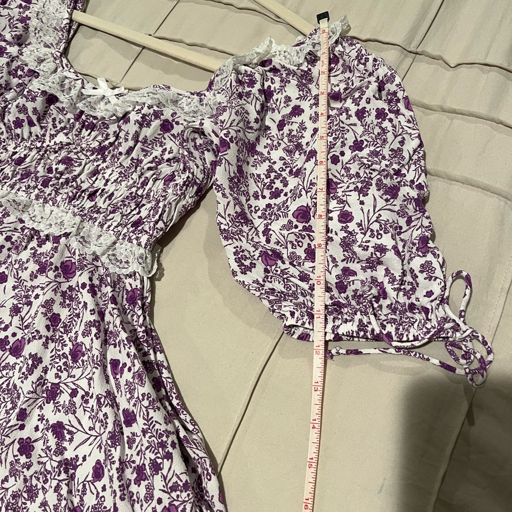 Floral Ruffle Mini Dress - Picture 6 of 10